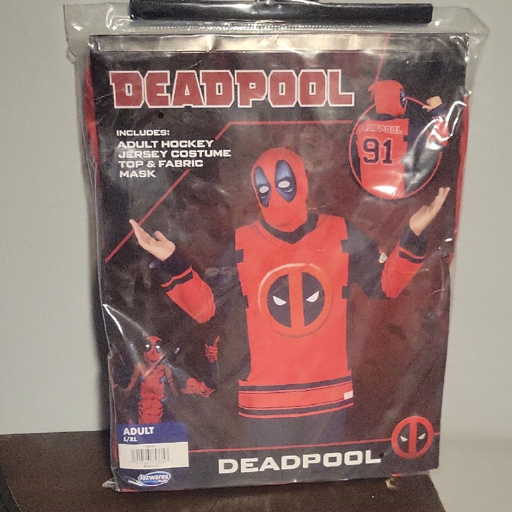 Deadpool Adult Hockey Jersey Costume - Red By Jazwares Marvel SZ Adult L/XL